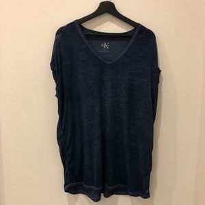 Woman’s Calvin Klein top